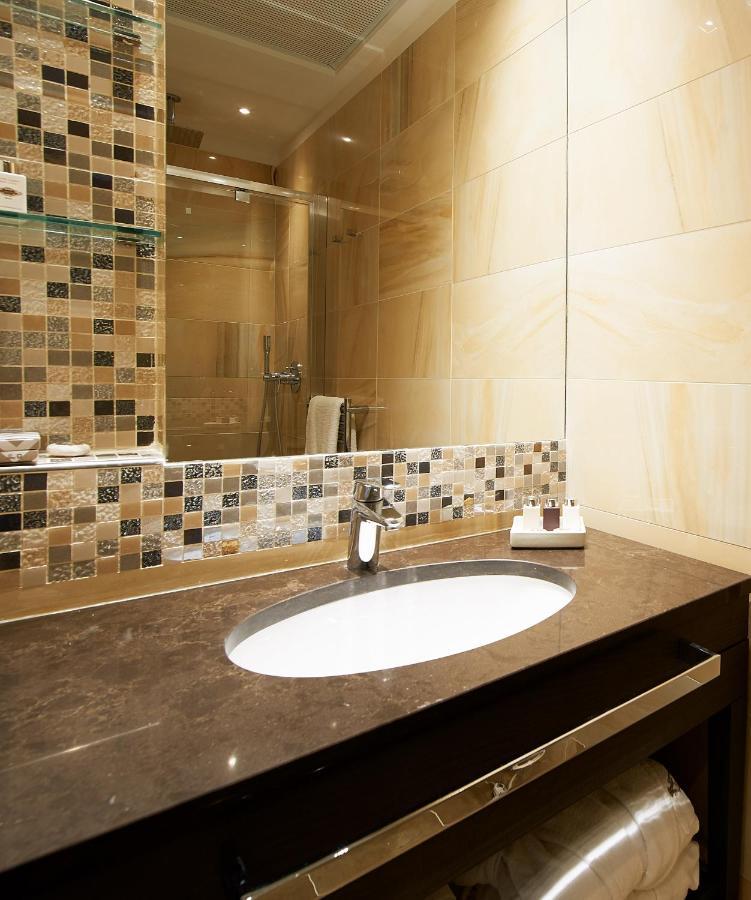 Harry'S Bar Trevi Luxury Apartments - Mignanelli Рим Екстериор снимка